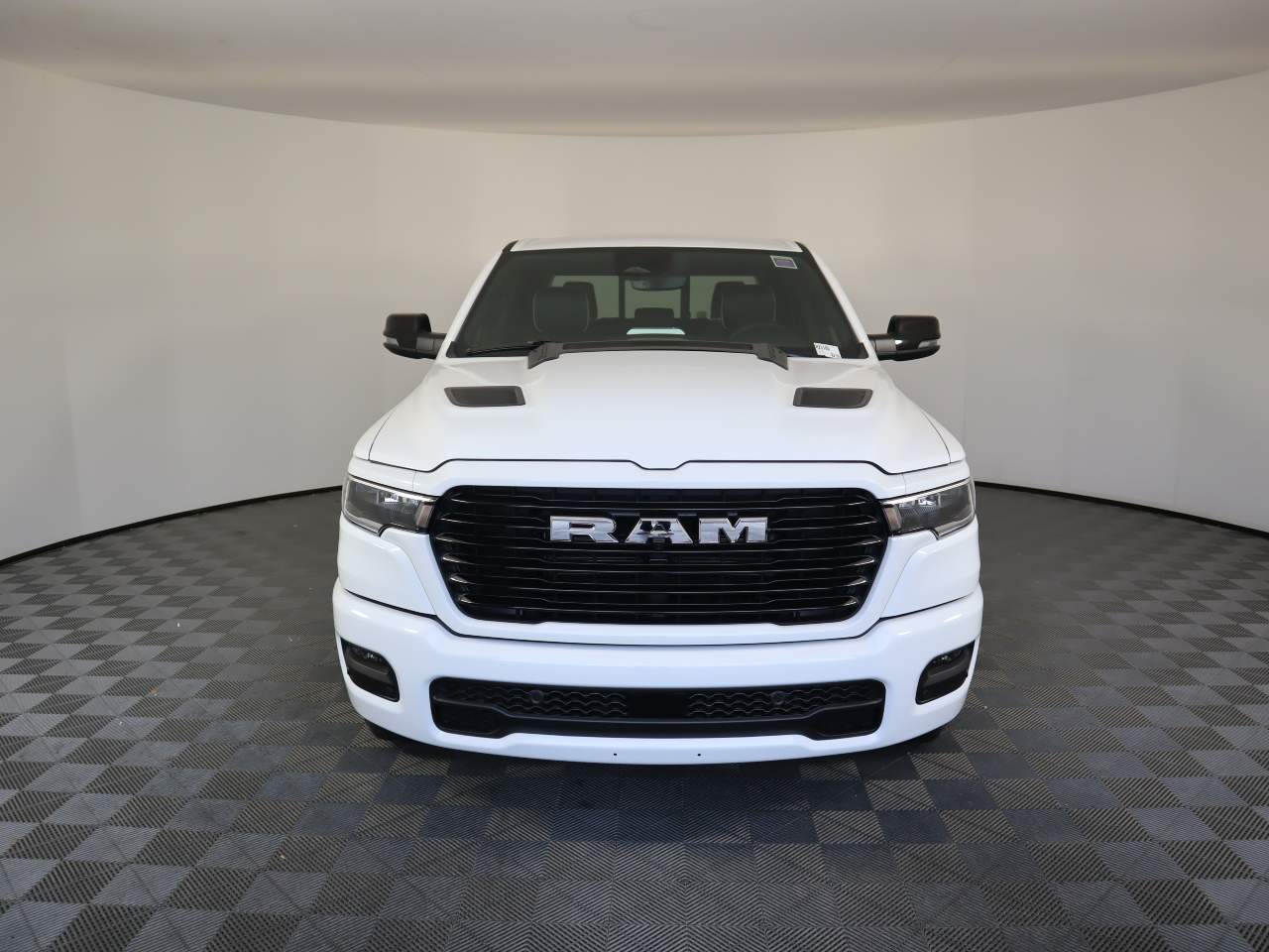 2025 Ram 1500 Crew Cab Laramie