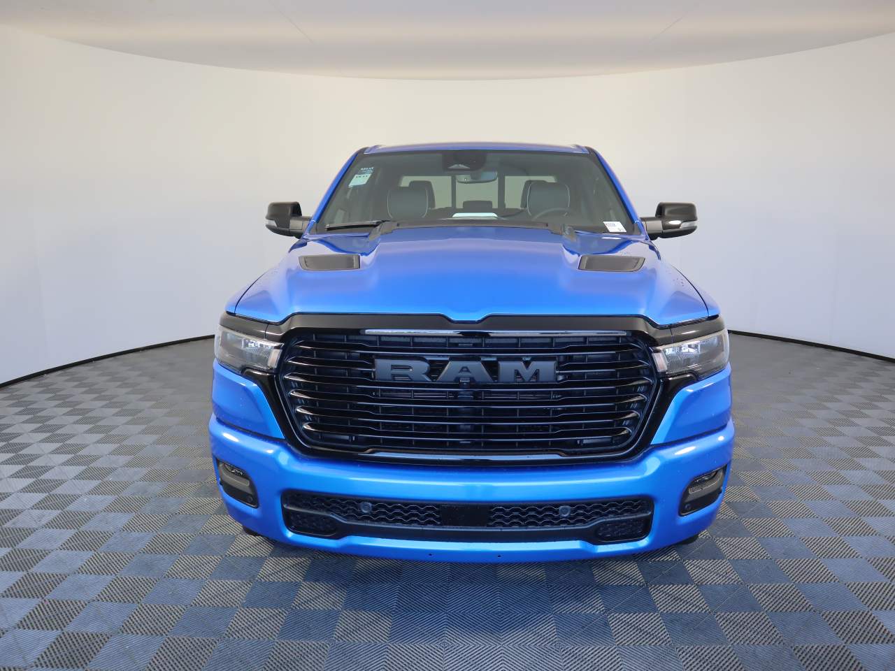2025 Ram 1500 Crew Cab Laramie