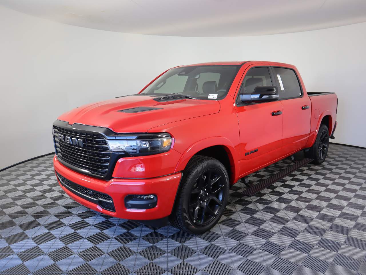 2025 Ram 1500 Crew Cab Laramie