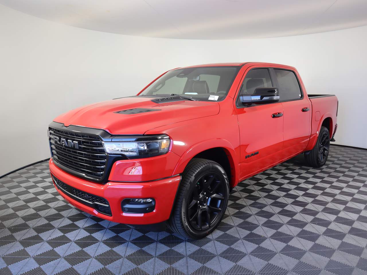 2025 Ram 1500 Crew Cab Laramie