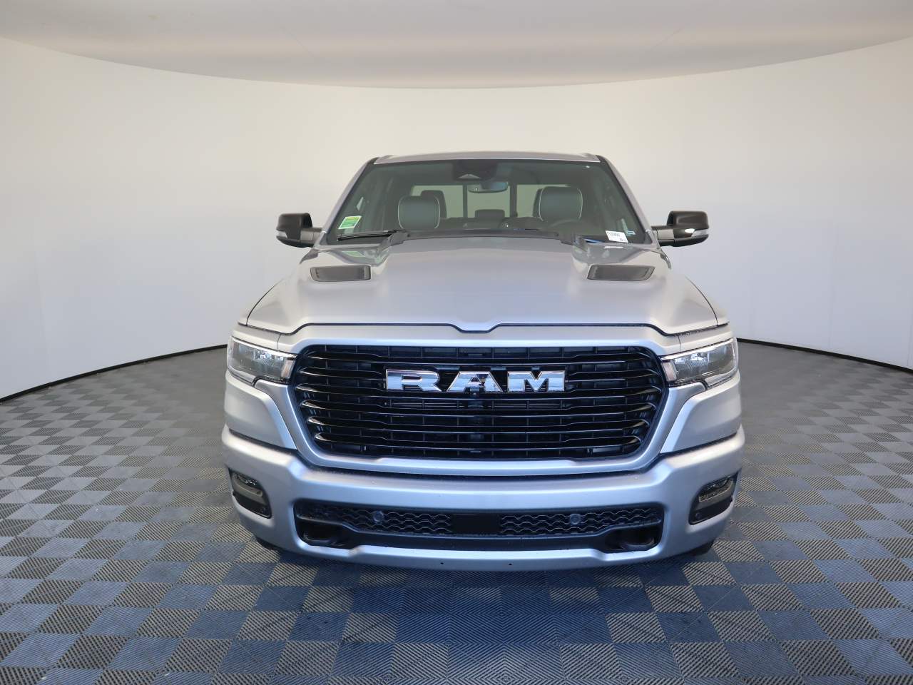 2025 Ram 1500 Crew Cab Laramie