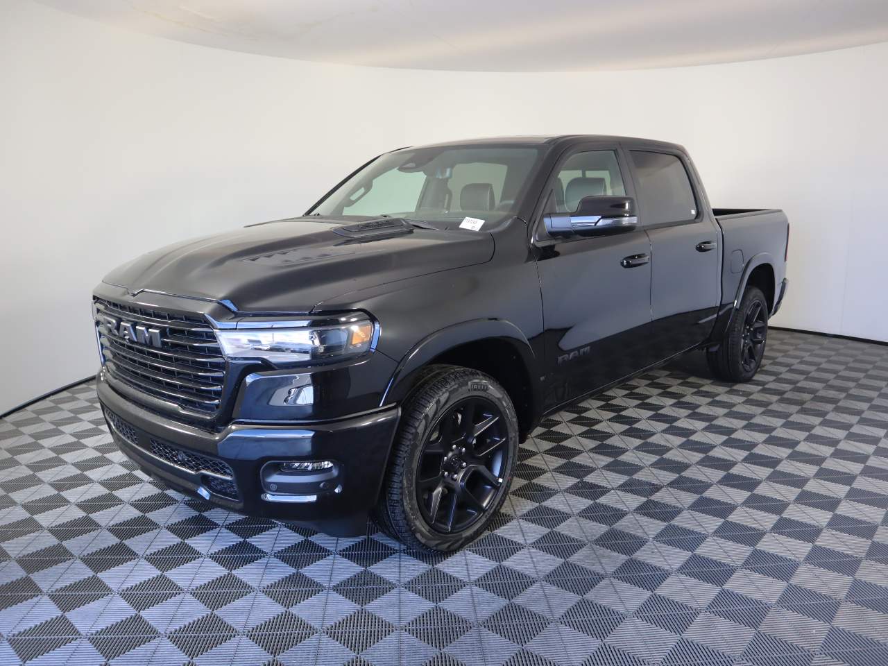 2026 Ram 1500 Crew Cab Laramie