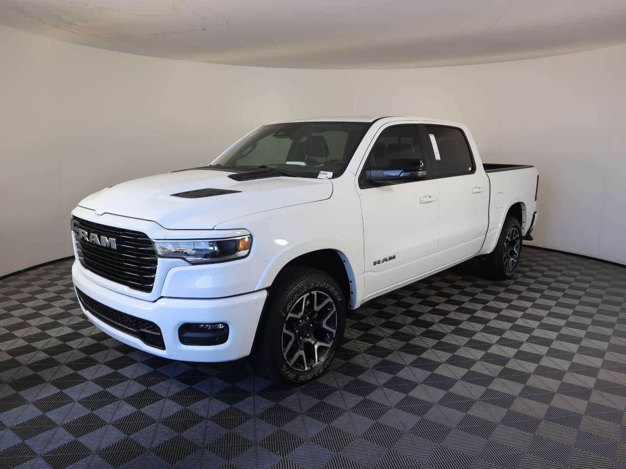 2026 Ram 1500 Crew Cab Laramie