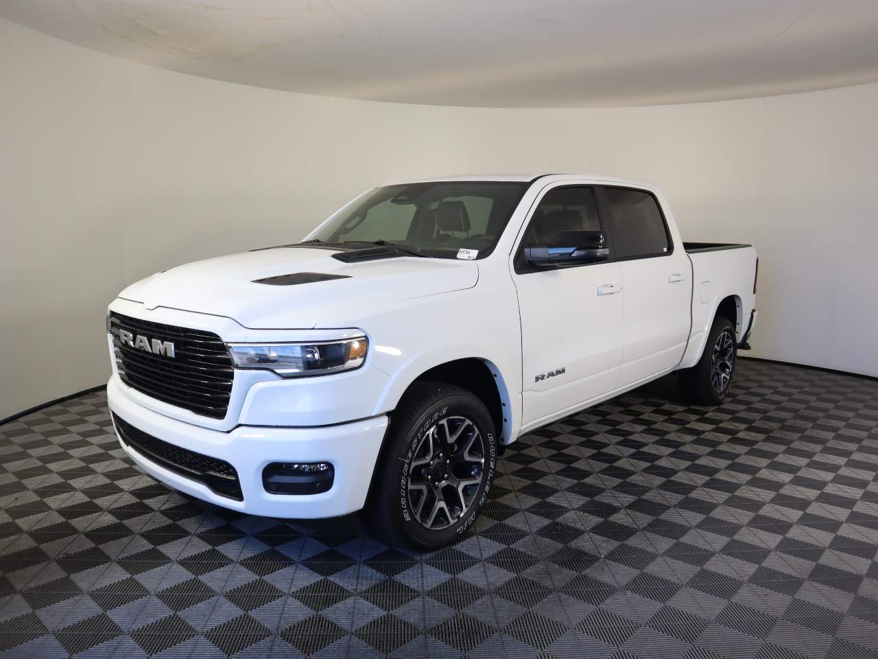 2026 Ram 1500 Crew Cab Laramie