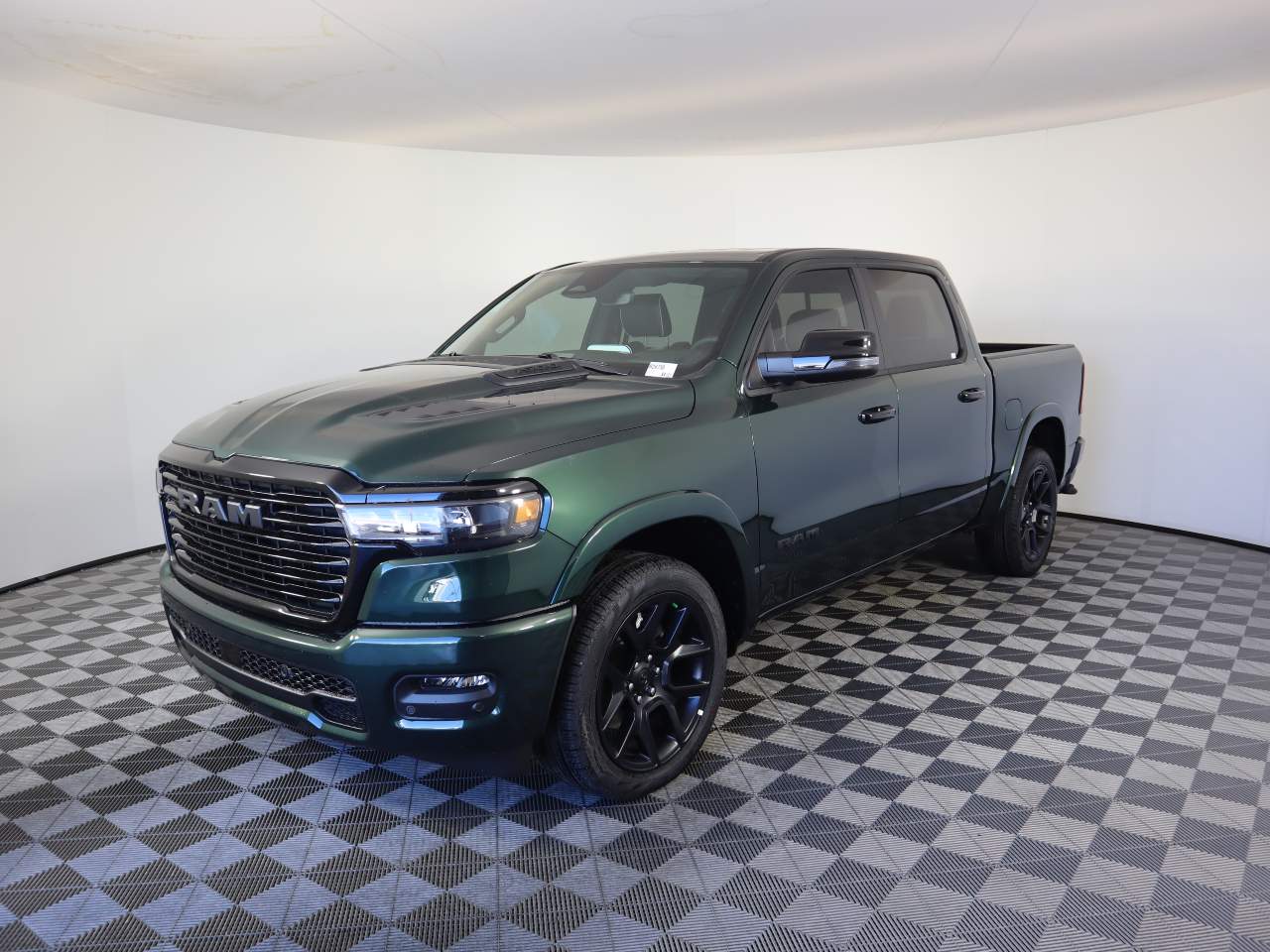 2026 Ram 1500 Crew Cab Laramie