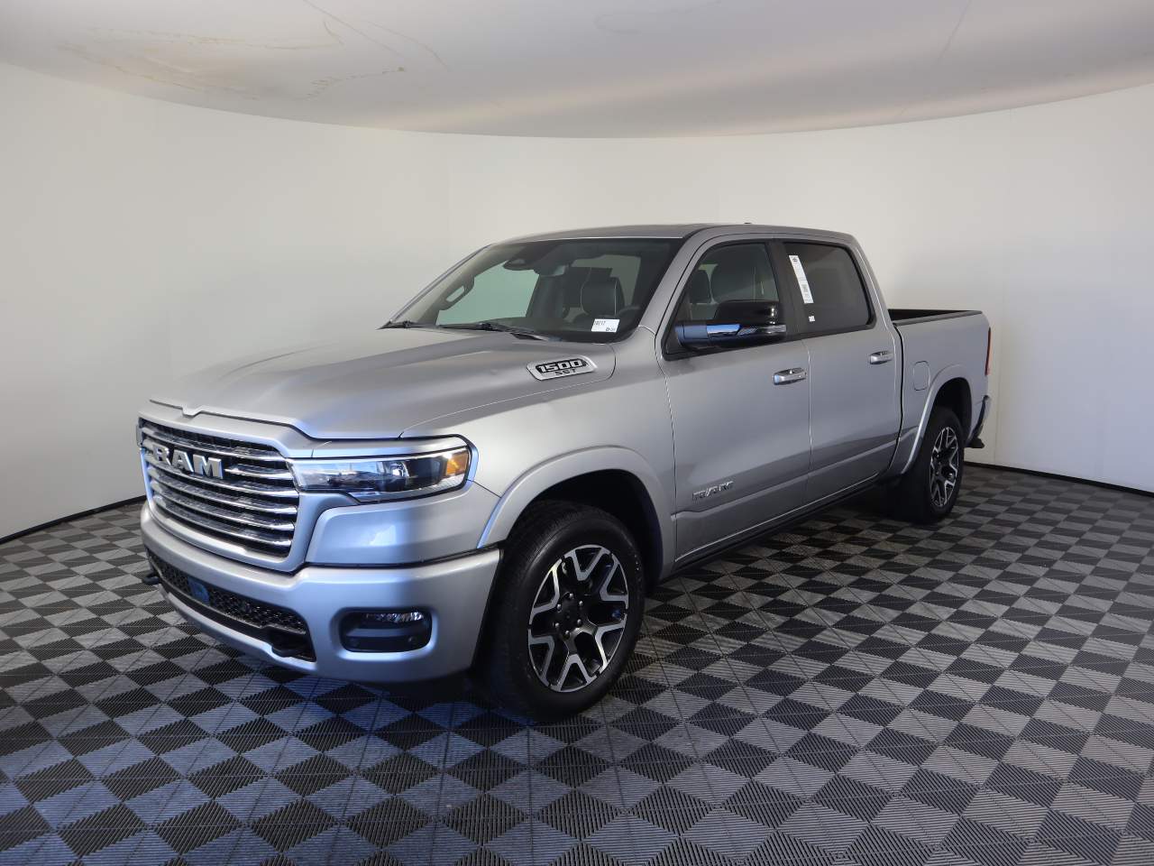 2025 Ram 1500 Laramie Crew Cab