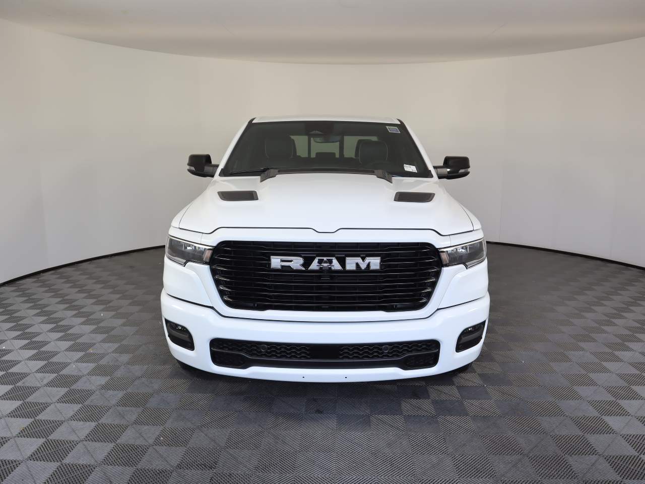 2025 Ram 1500 Crew Cab Laramie