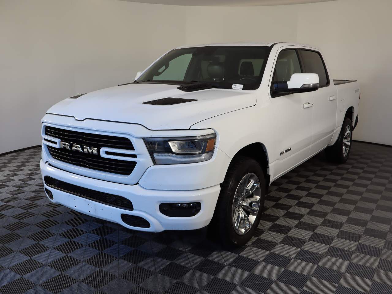 2023 Ram 1500 Laramie Crew Cab