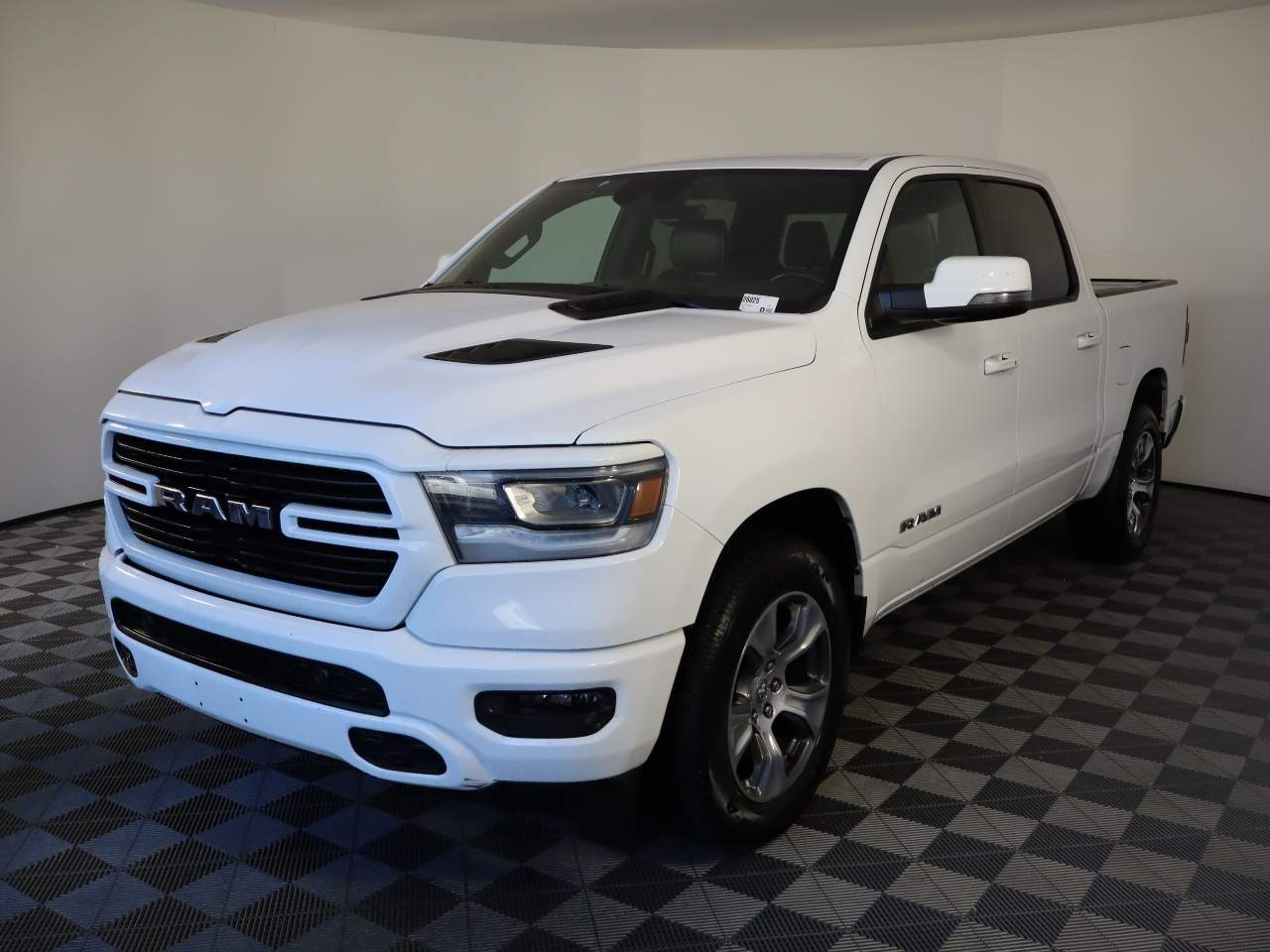 2023 Ram 1500 Laramie Crew Cab