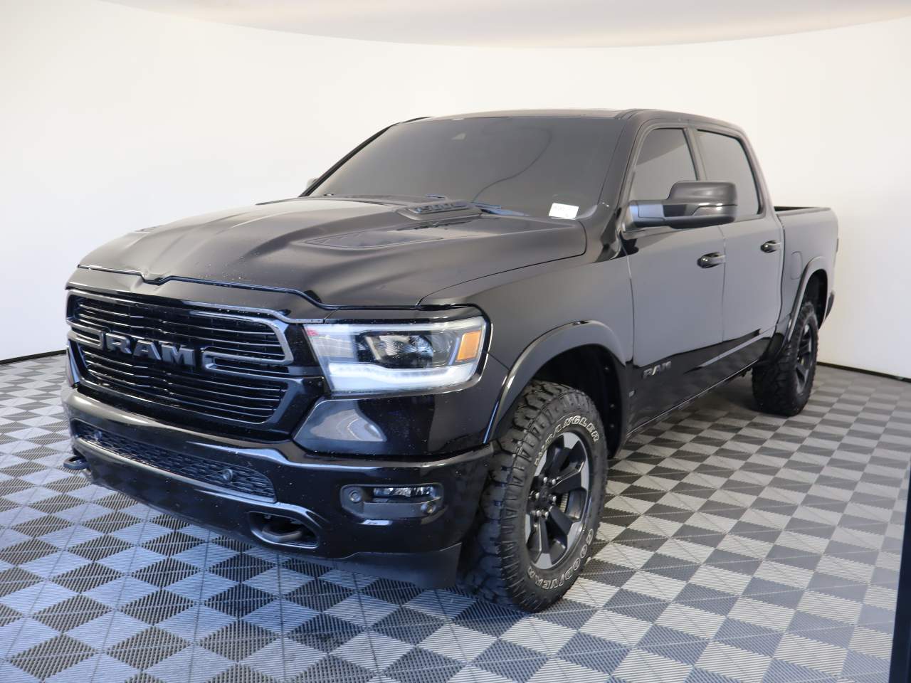 2022 Ram 1500 Laramie Crew Cab