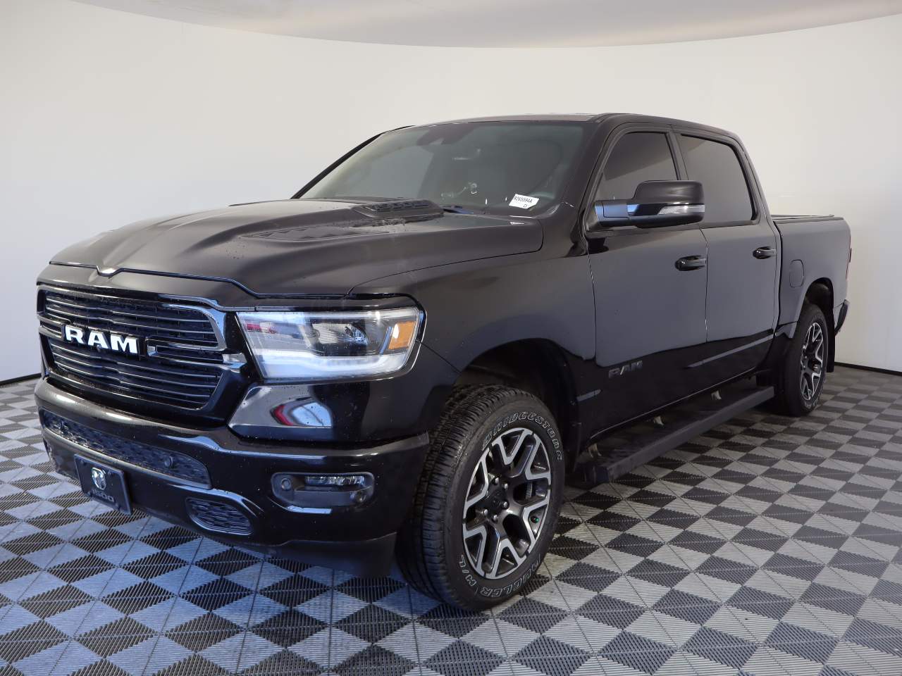 2024 Ram 1500 Laramie Crew Cab