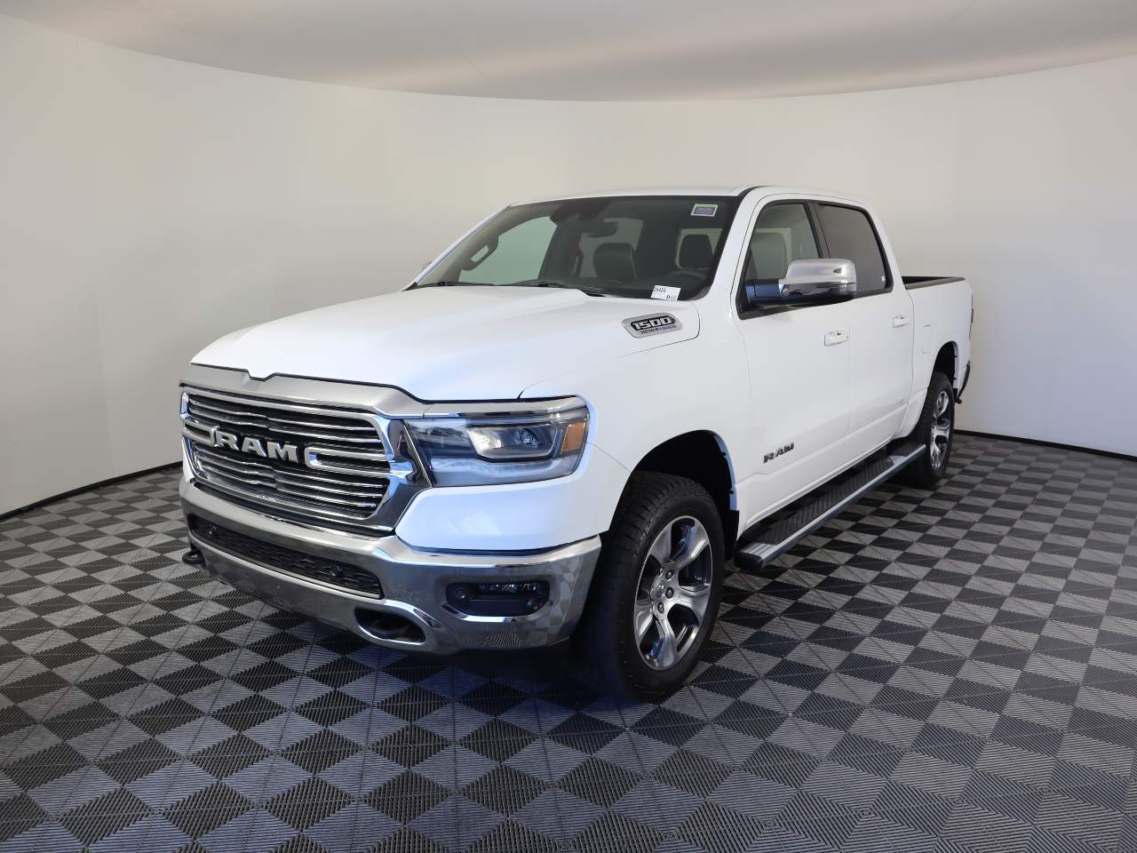 2023 Ram 1500 Laramie Crew Cab