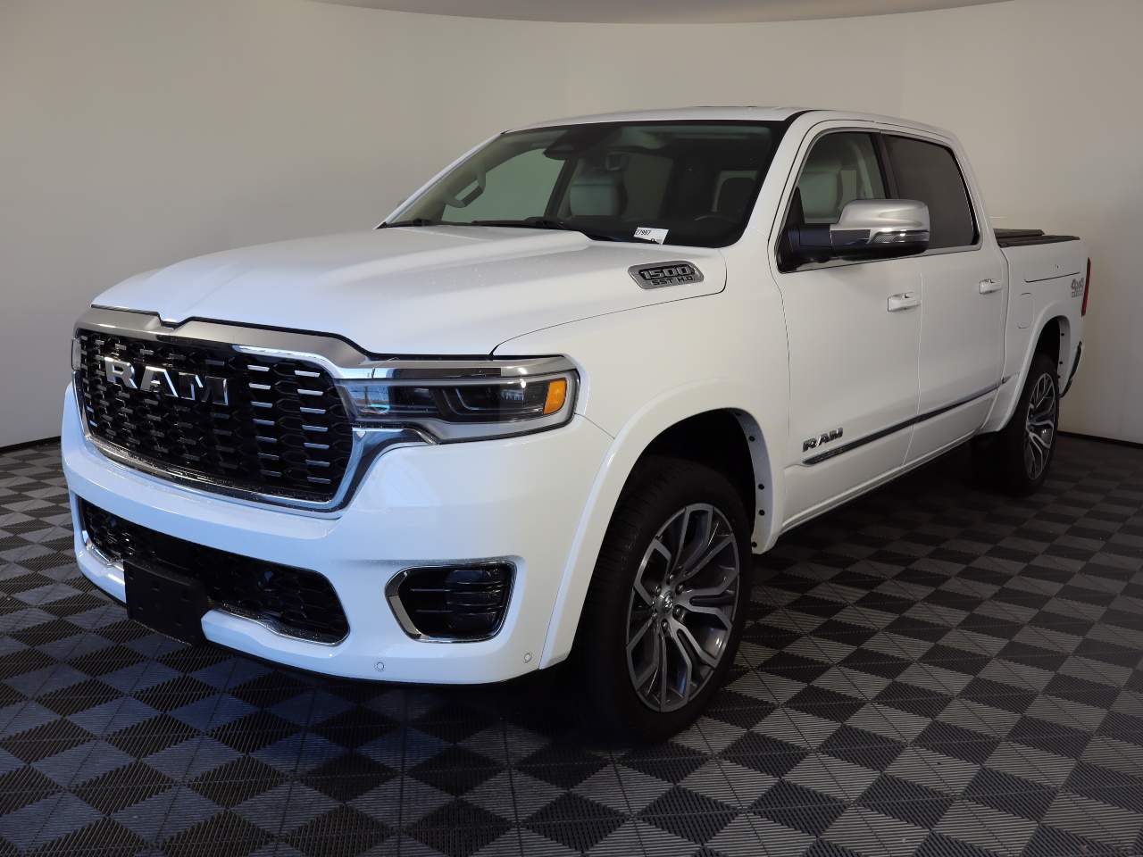 2025 Ram 1500 Tungsten Crew Cab