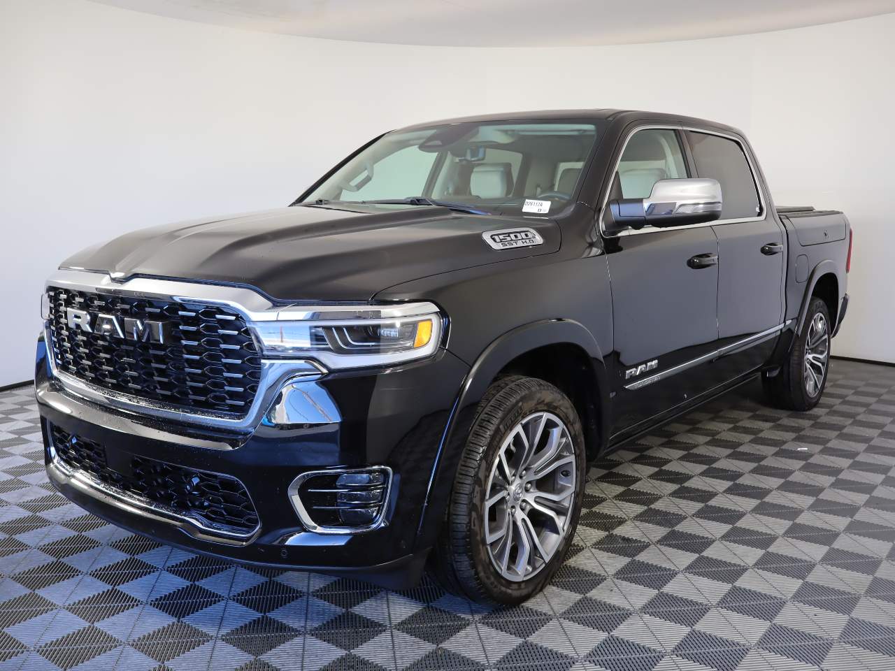 2025 RAM 1500 Tungsten 4x4 Crew Cab 5'7's photo