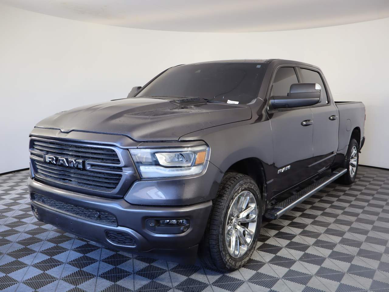 2023 Ram 1500 Laramie Crew Cab