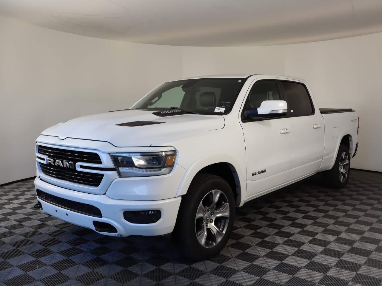 2020 Ram 1500 Laramie Crew Cab