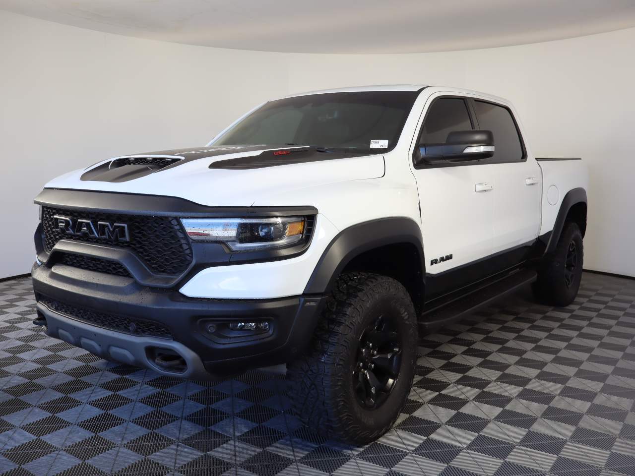 Bright White Clear Coat 2022 RAM 1500 TRX Crew Cab 4WD Pickup Truck All-Wheel Drive 8-Speed Automatic