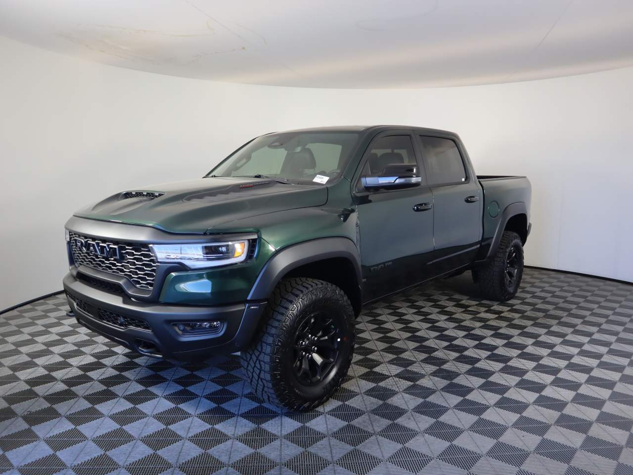 2026 Ram 1500 Crew Cab RHO