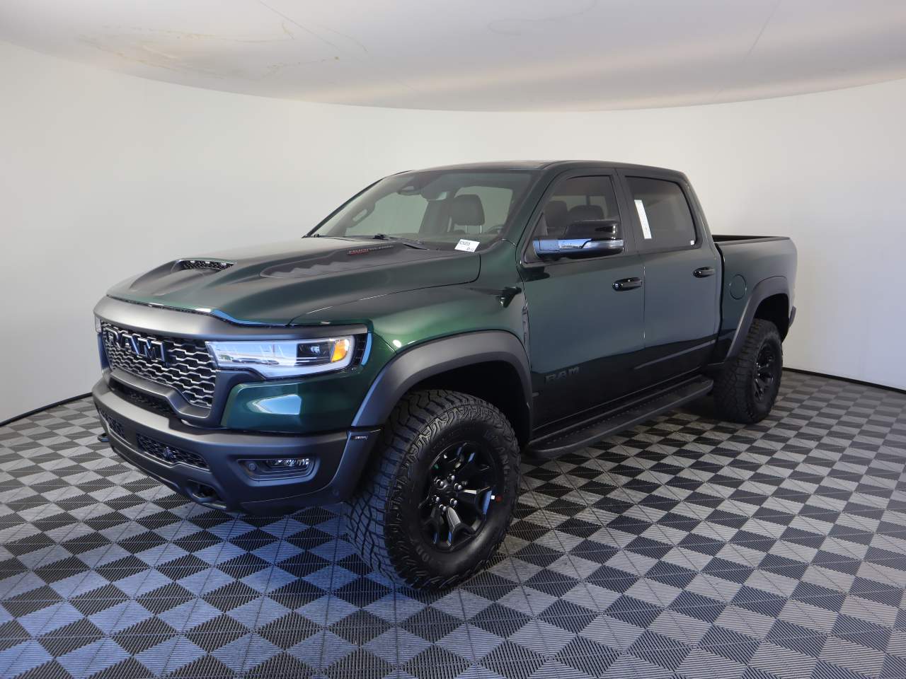 2026 Ram 1500 Crew Cab RHO