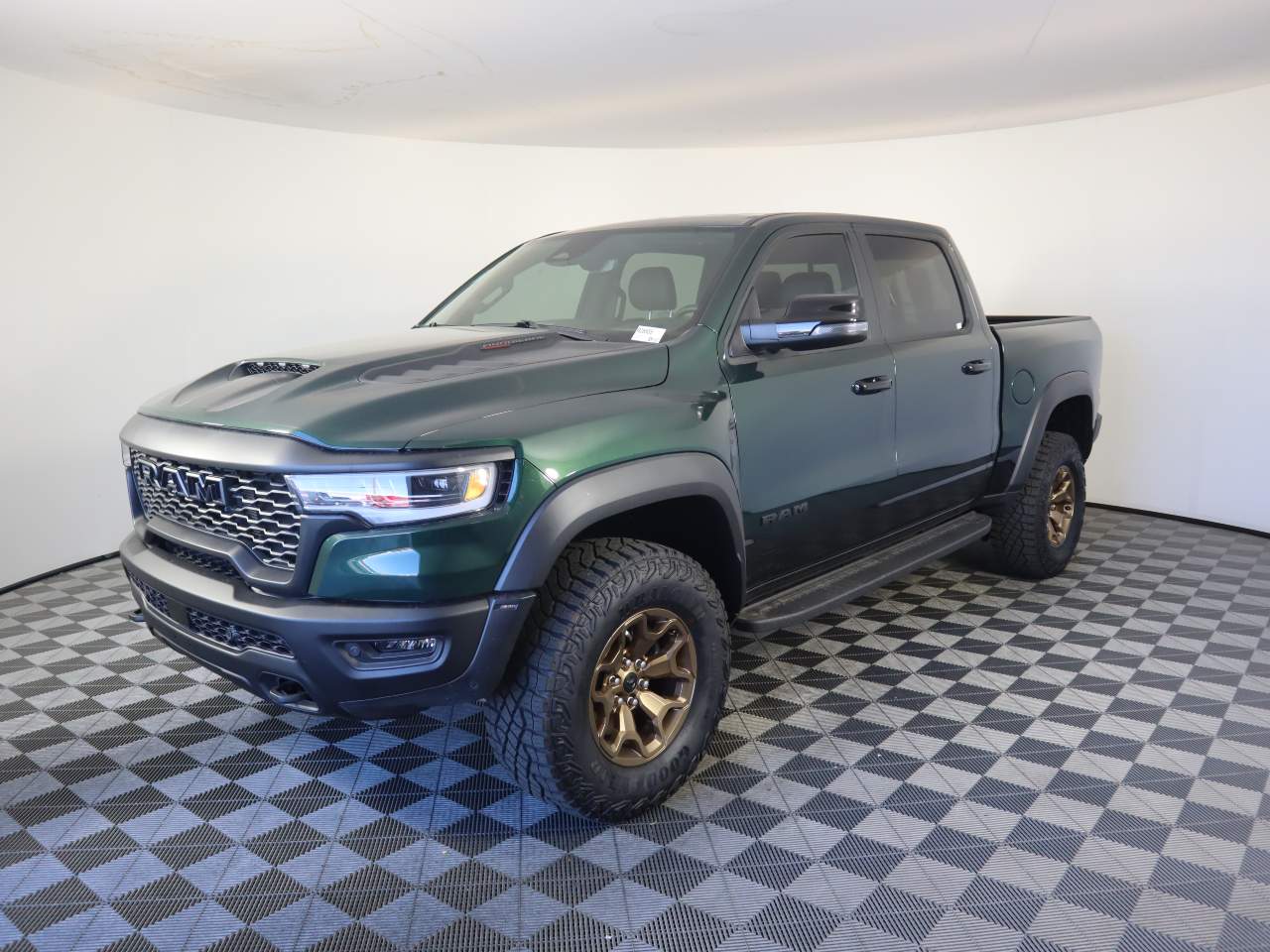 2026 Ram 1500 Crew Cab RHO