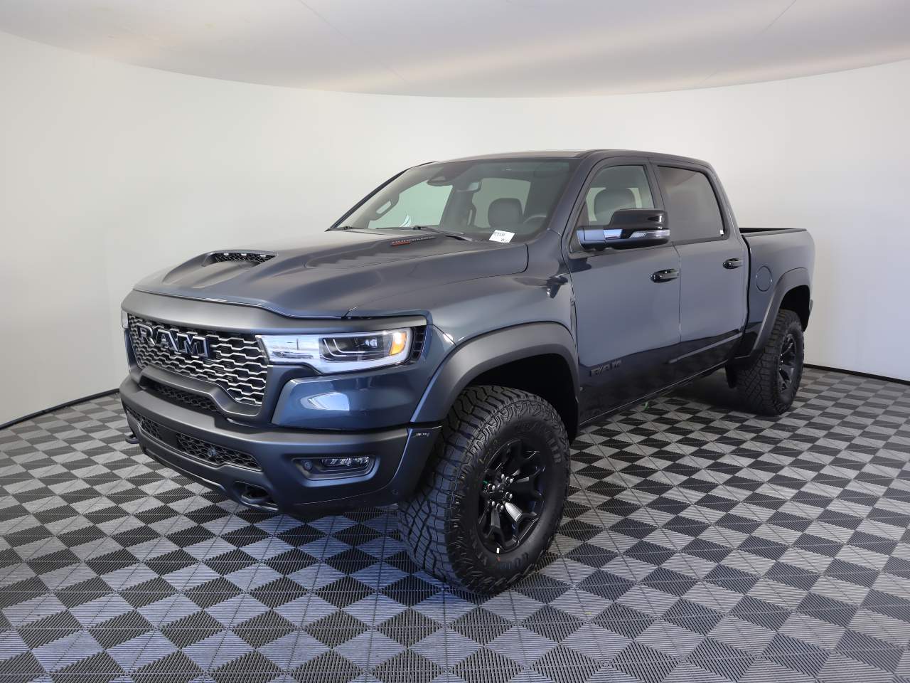 2025 Ram 1500 Crew Cab RHO