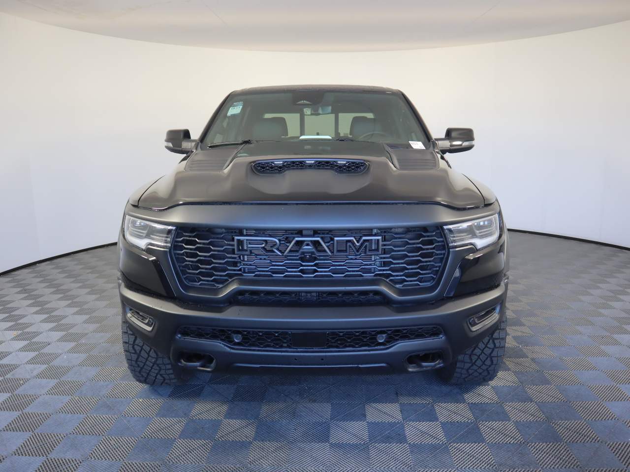 2026 Ram 1500 Crew Cab RHO