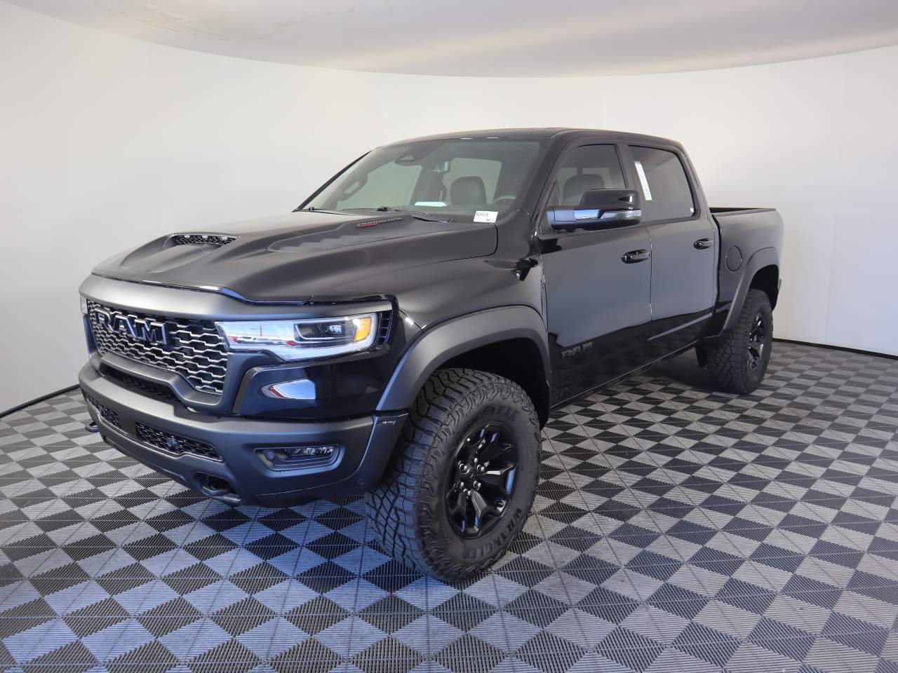 2026 Ram 1500 Crew Cab RHO