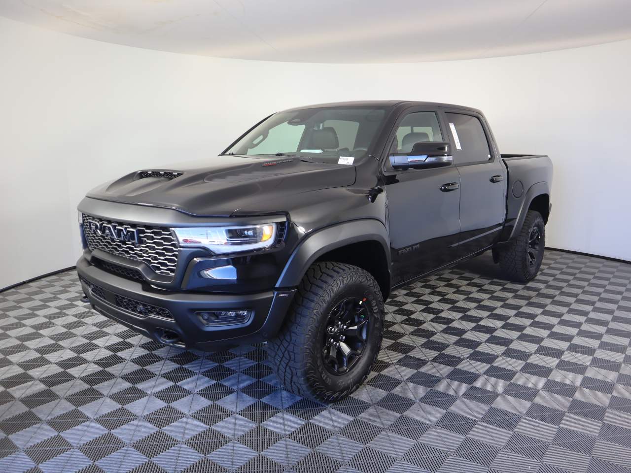 2026 Ram 1500 Crew Cab RHO