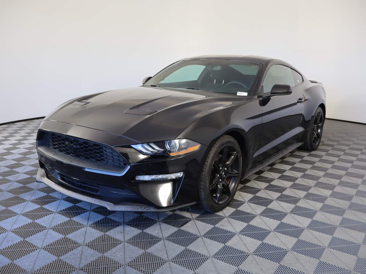 2020 Ford Mustang EcoBoost