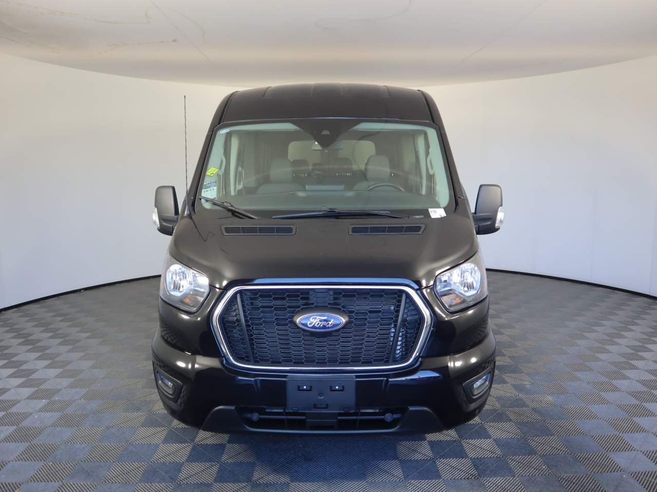 2025 Ford Transit 350 XLT
