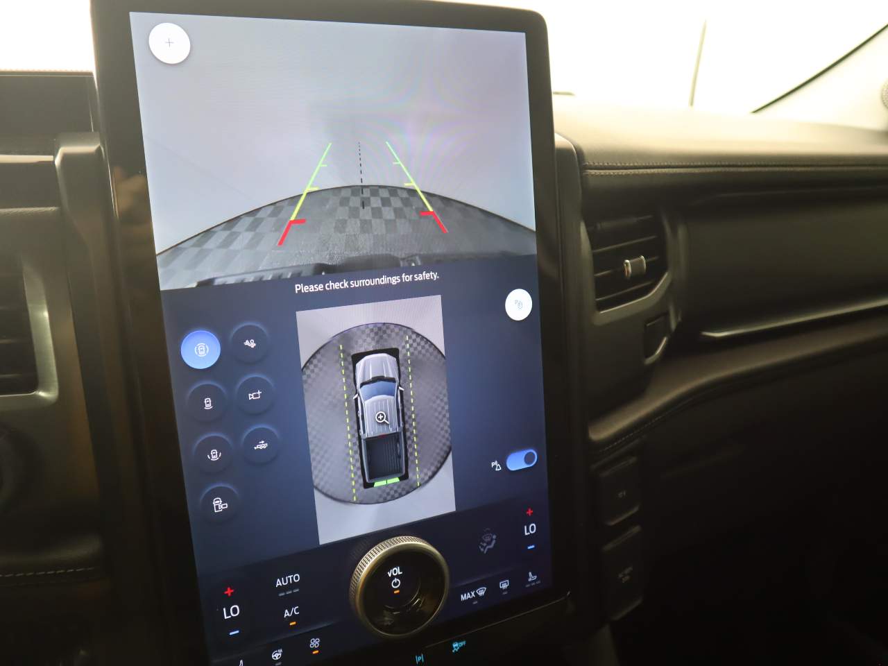 2024 Ford F-150 Lightning Flash Crew Cab