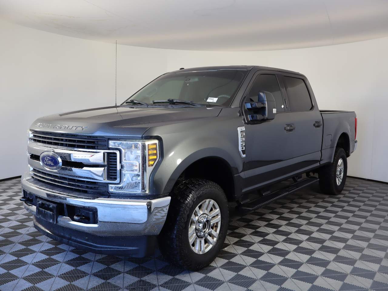 2019 Ford F-250 Super Duty XLT Crew Cab