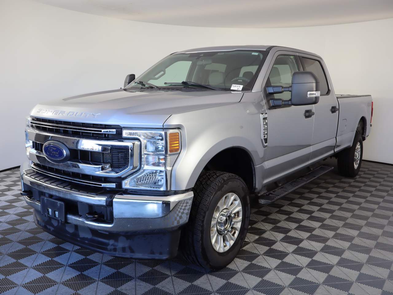 2022 Ford F-250 Super Duty XLT Crew Cab
