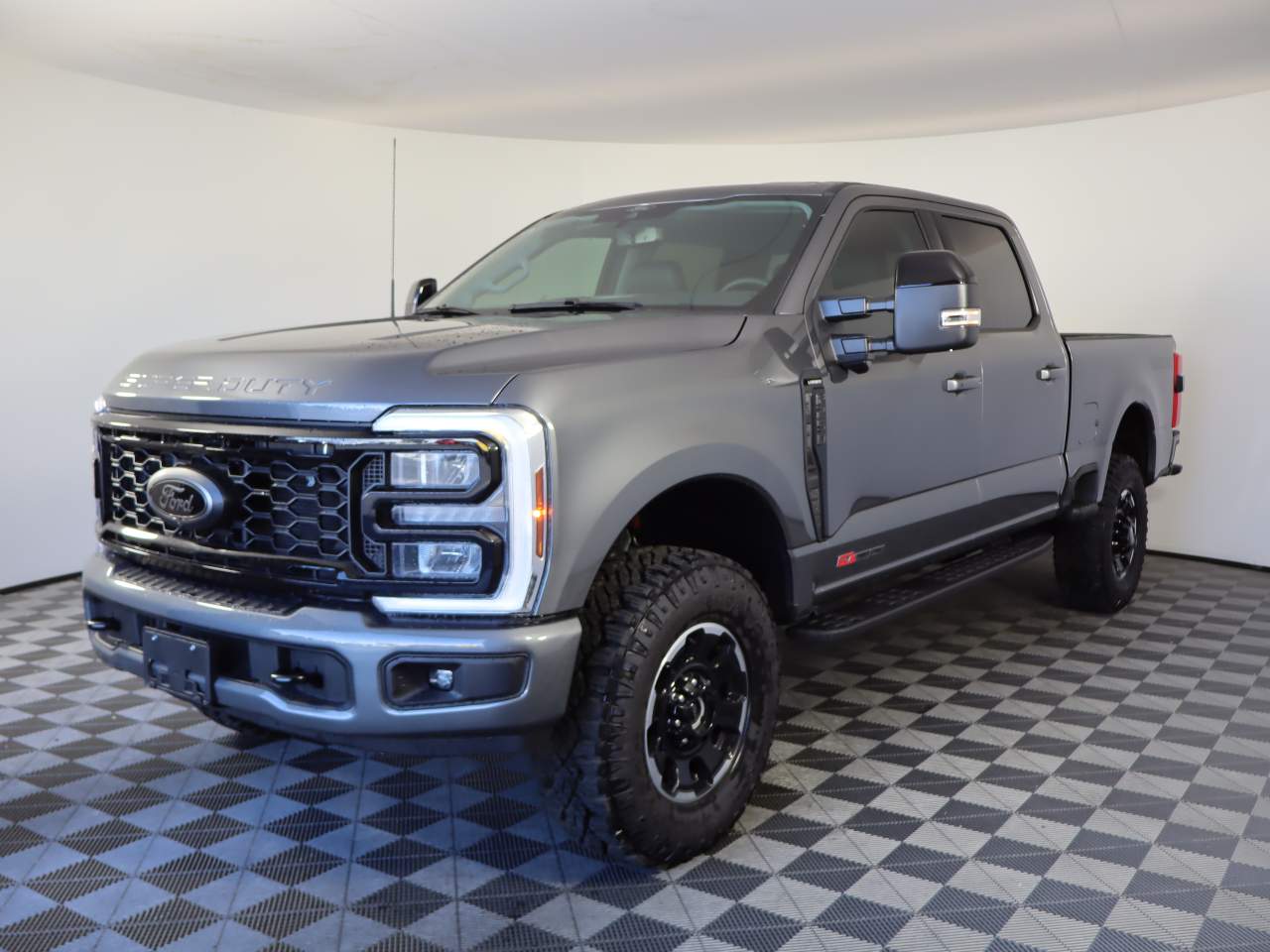 2025 Ford F-250 Lariat 4x4 Crew Cab 6-3/4' Box's photo