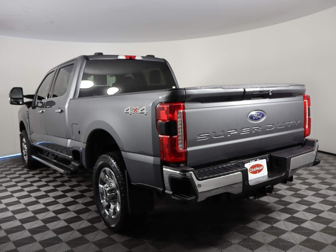 2025 Ford F-350 Super Duty Lariat Crew Cab