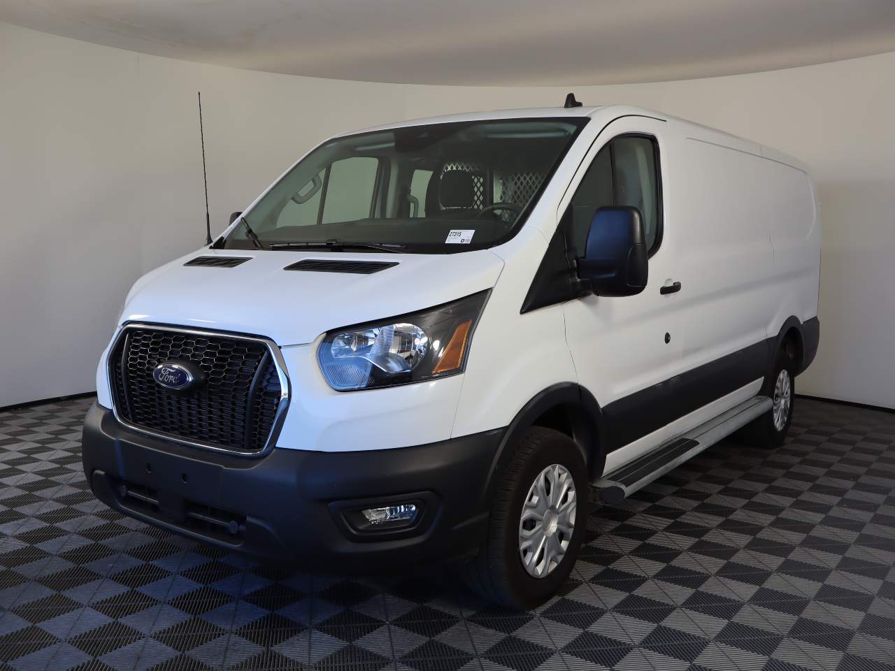 2024 Ford Transit Base's photo