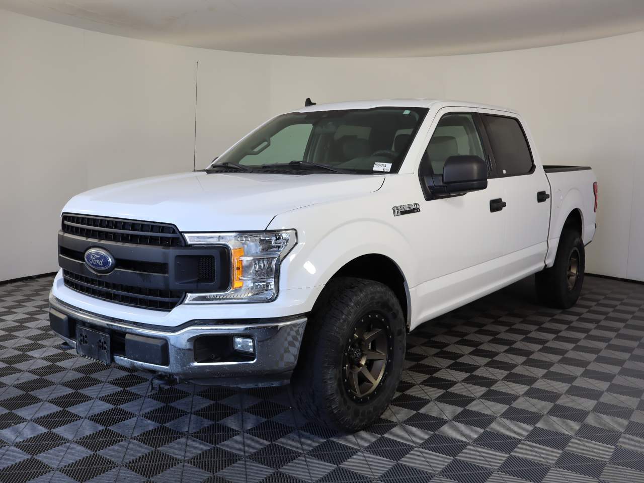 2020 Ford F-150 XLT Crew Cab