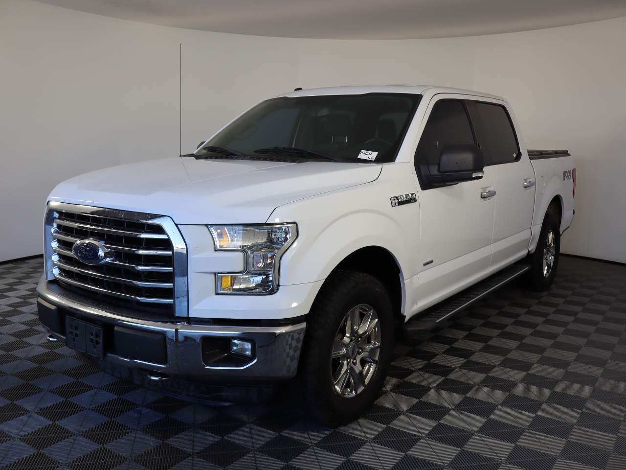 2015 Ford F-150 XLT Crew Cab