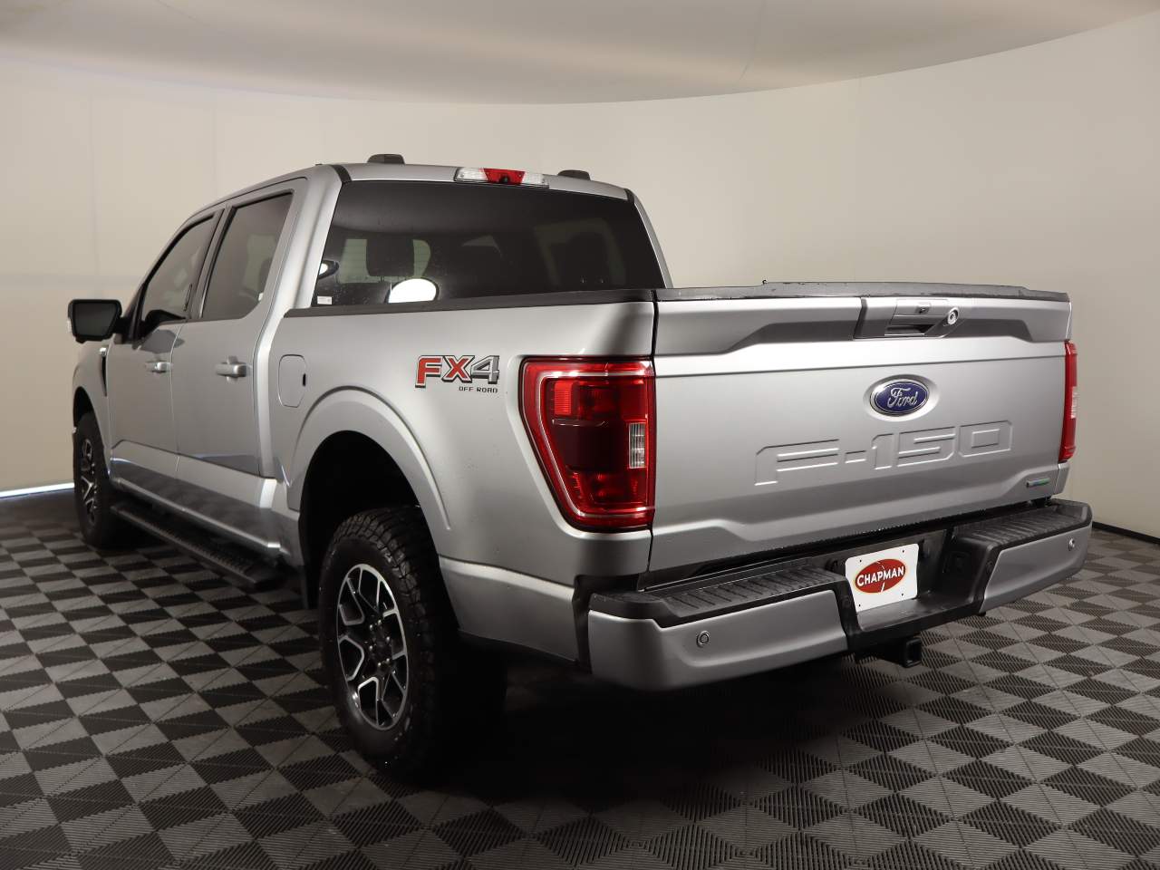 2022 Ford F-150 XLT Crew Cab