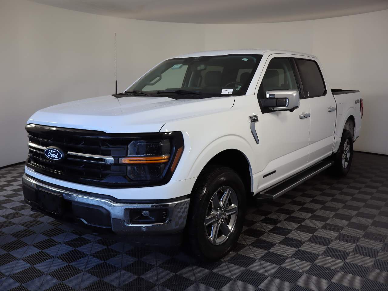 2024 Ford F-150 XLT Crew Cab