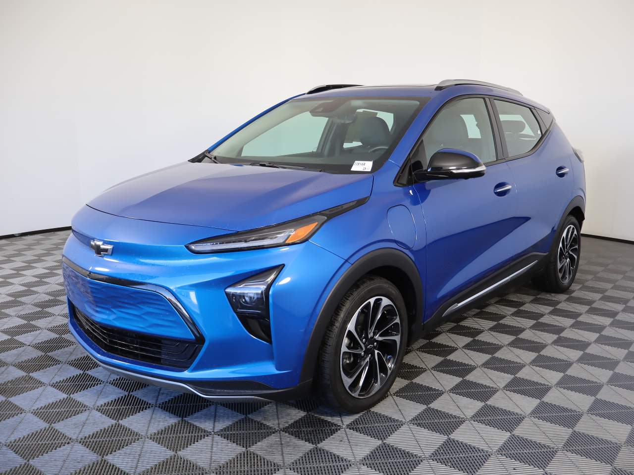 2022 Chevrolet Bolt EUV Premier's photo