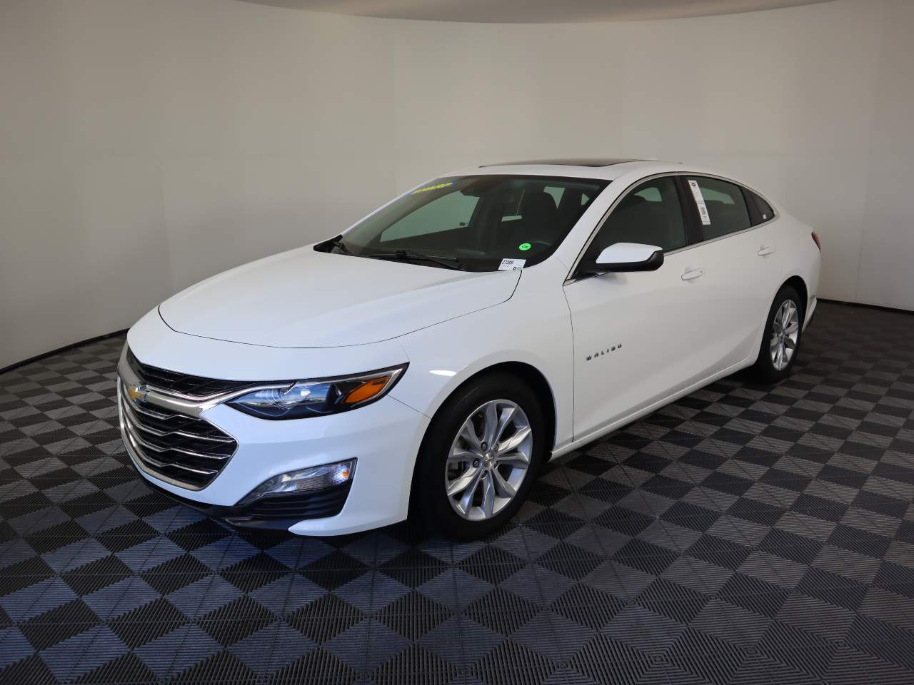 2024 Chevrolet Malibu LT with 1LT FWD