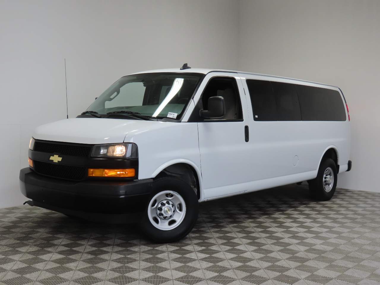 2023 Chevrolet Express LS 3500