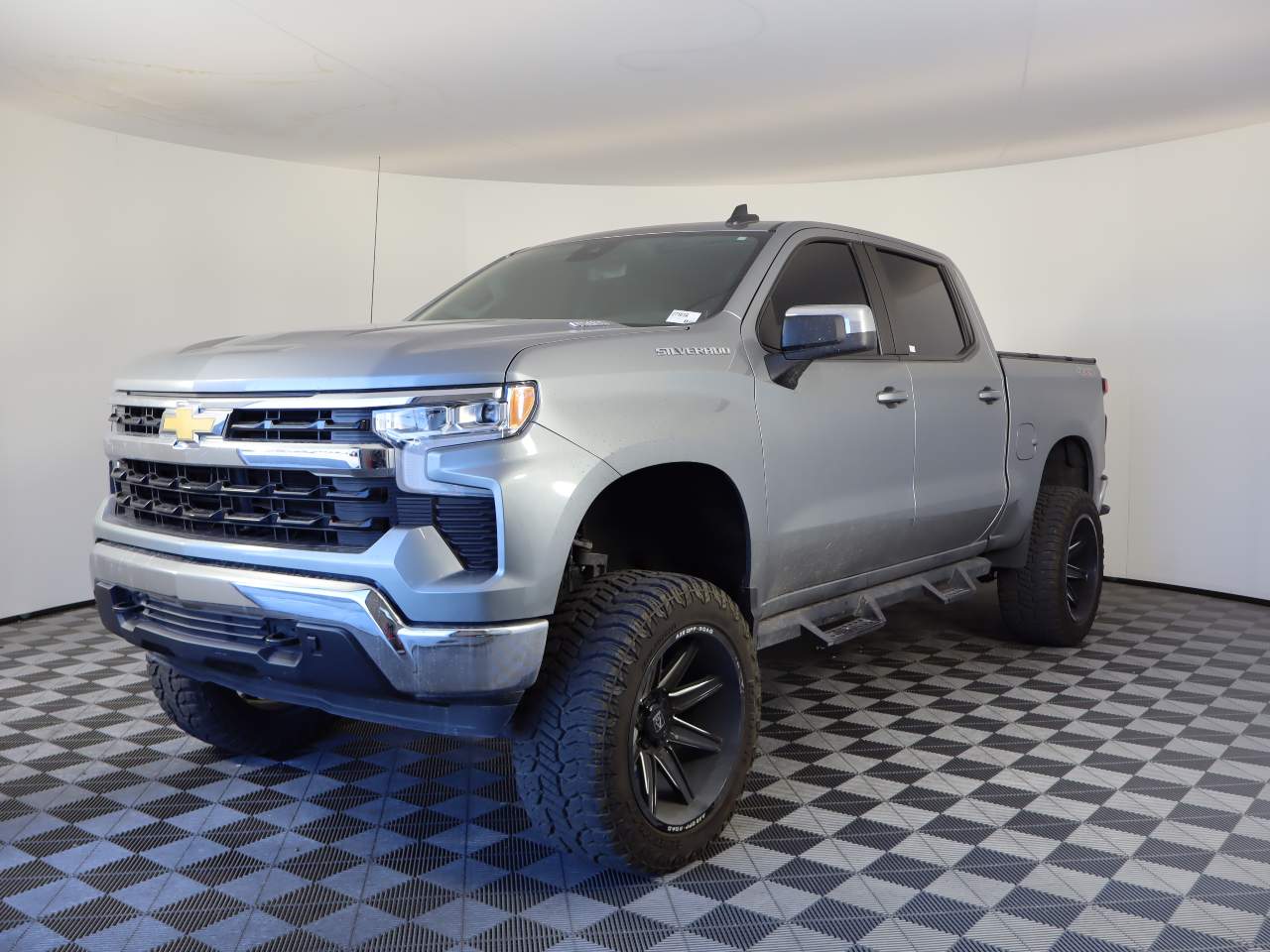 2023 Chevrolet Silverado 1500 LT Crew Cab