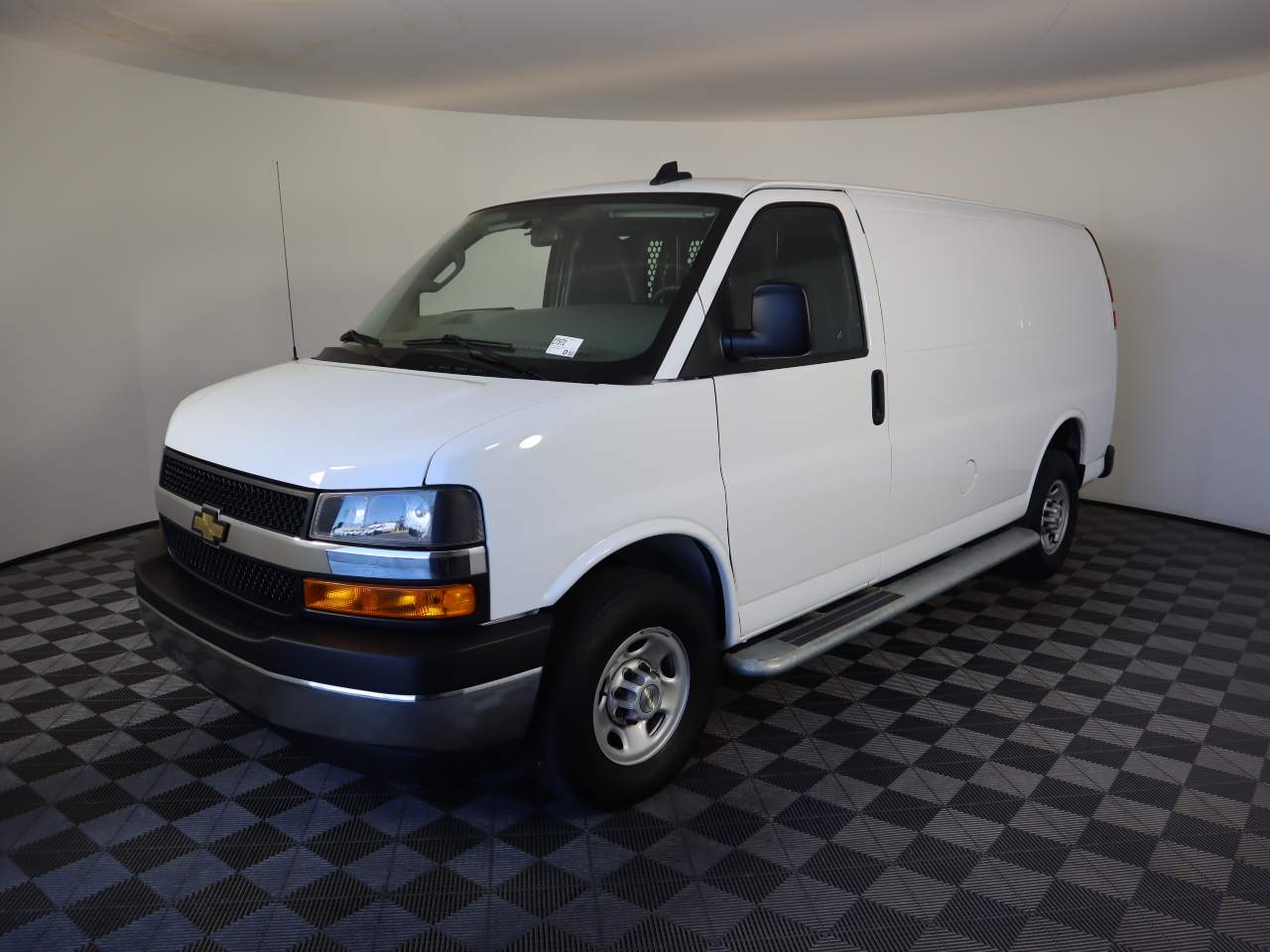 2024 Chevrolet Express 2500