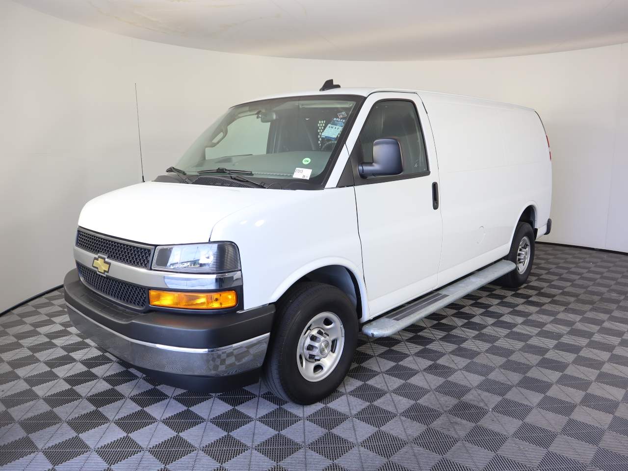 2024 Chevrolet Express 2500