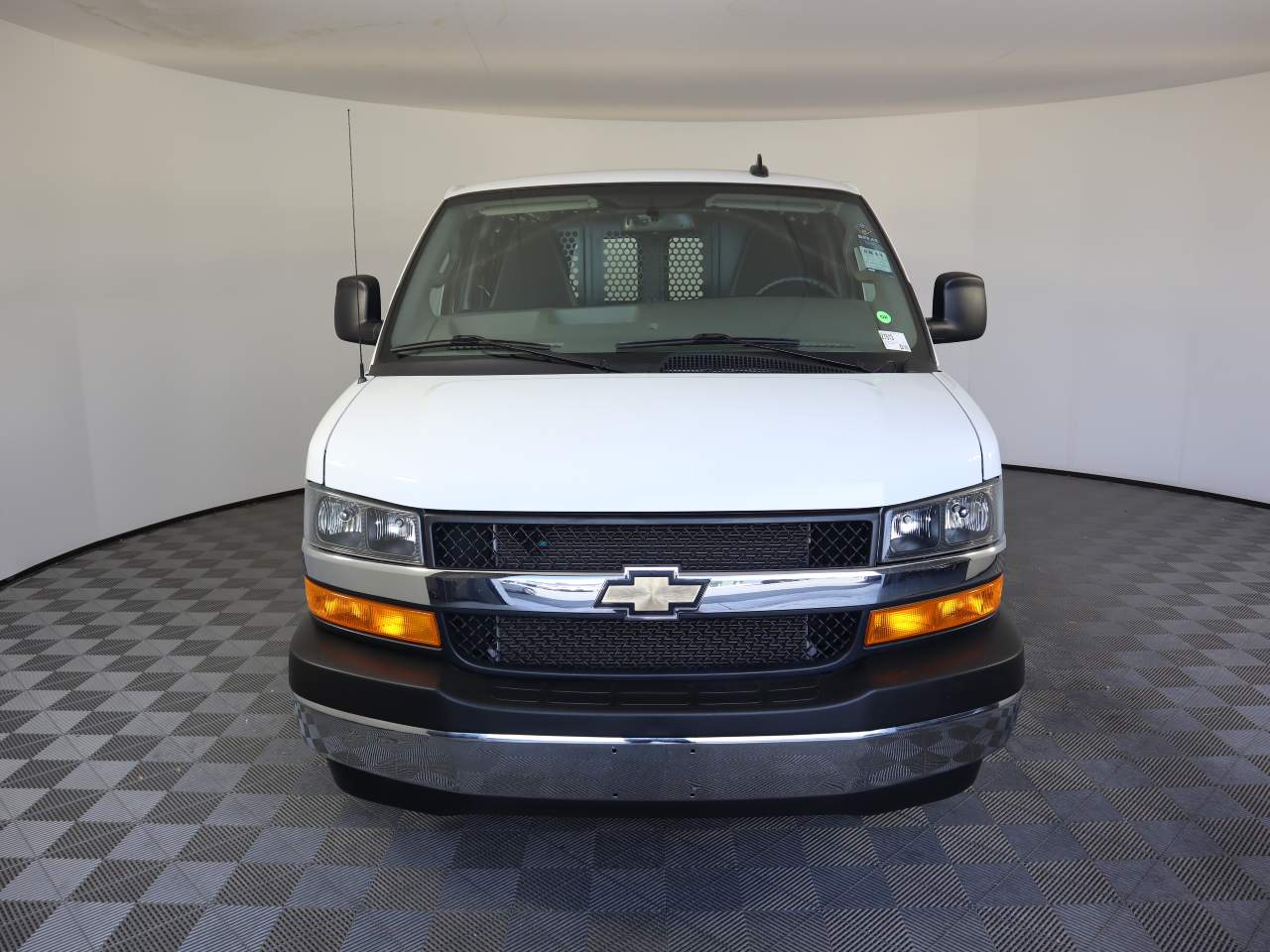 2024 Chevrolet Express 2500