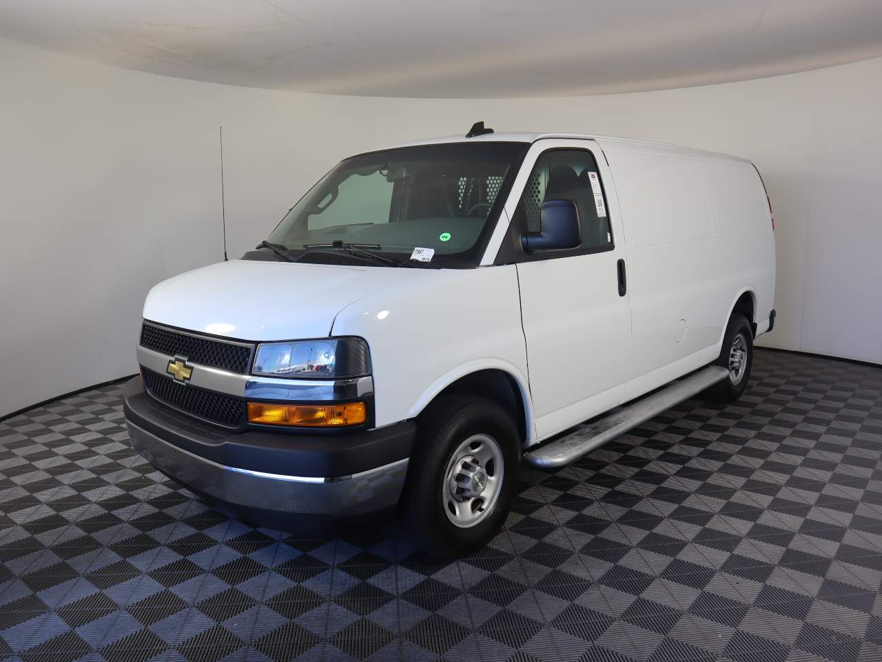 2024 Chevrolet Express 2500