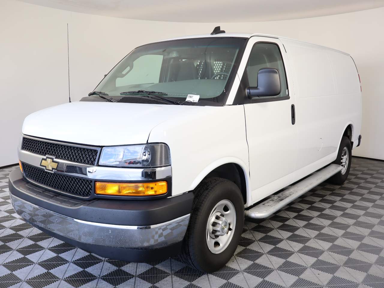 2024 Chevrolet Express 2500 Work Van HD's photo