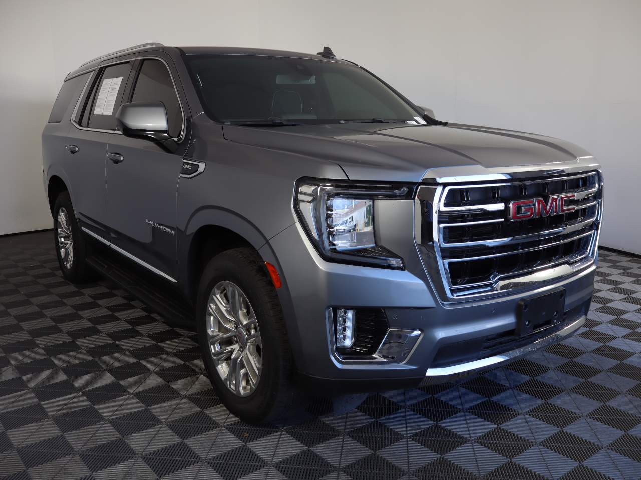 2022 GMC Yukon SLT